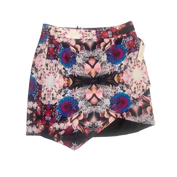 Lovers and Friends Asymmetrical Mini Skirt Neiman Marcus NWT Med fits Small $150 - Picture 4 of 6